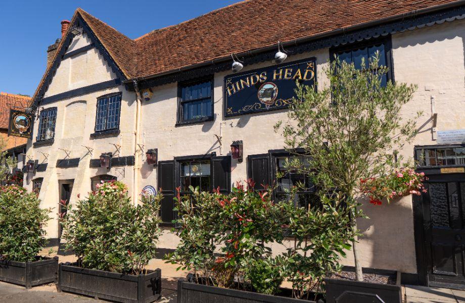 TheHindsHead-Bray-England-03